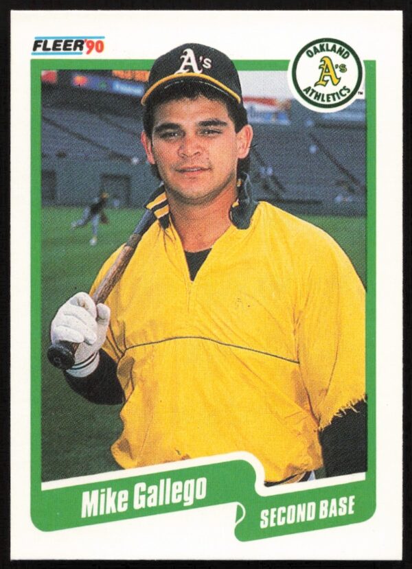 Oakland As Mike Gallego 1990 Fleer card, defensive pose, card #7.
