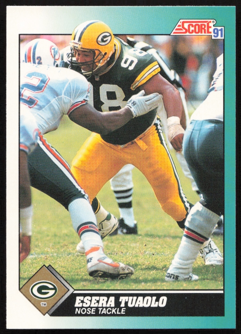 1991 Score Football Card Front: Esera Tuaolo in Minnesota Vikings Action.