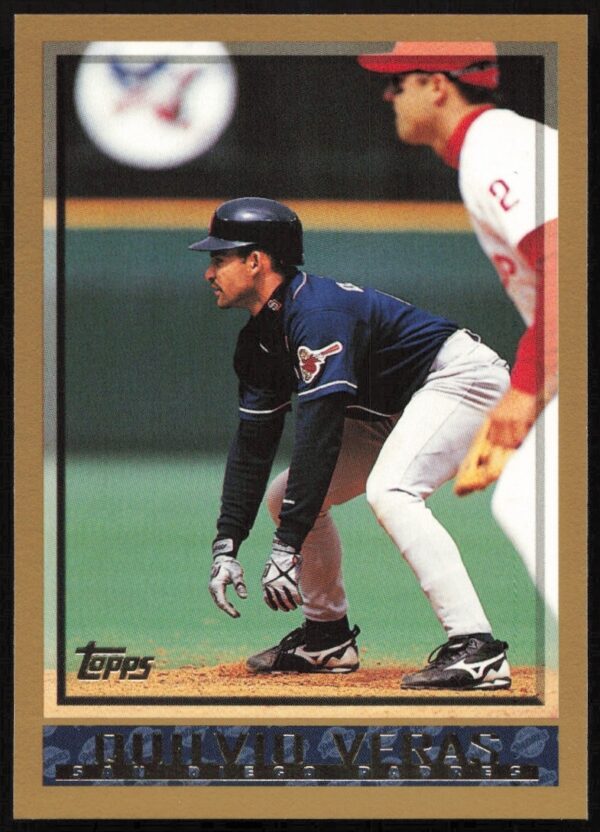 1998 Topps Quilvio Veras Baseball Card, Second Baseman Action Shot, #204