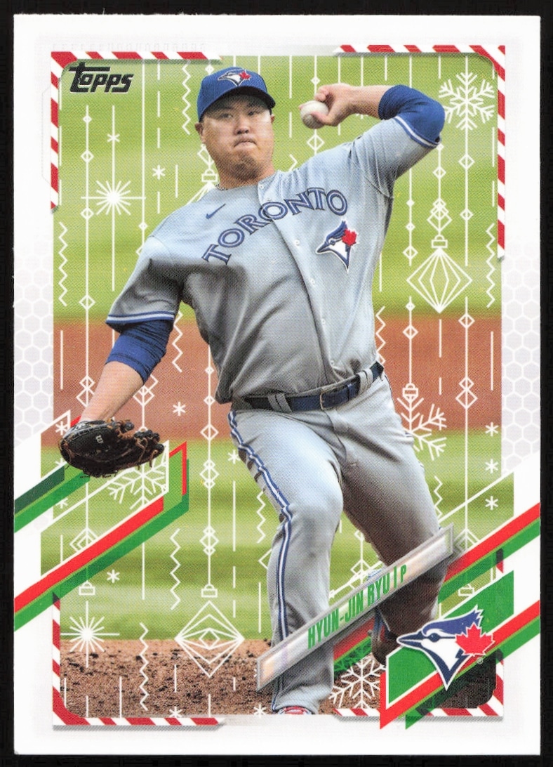 Hyun-Jin Ryu 2021 Topps Holiday Card HW108, Toronto Blue Jays festive edition.