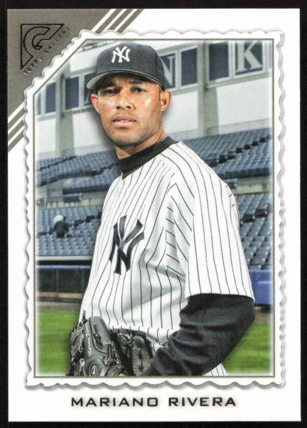 Mariano Rivera 2022 Topps Gallery Card #18 front, showcasing iconic pitching with artistic backdrop.