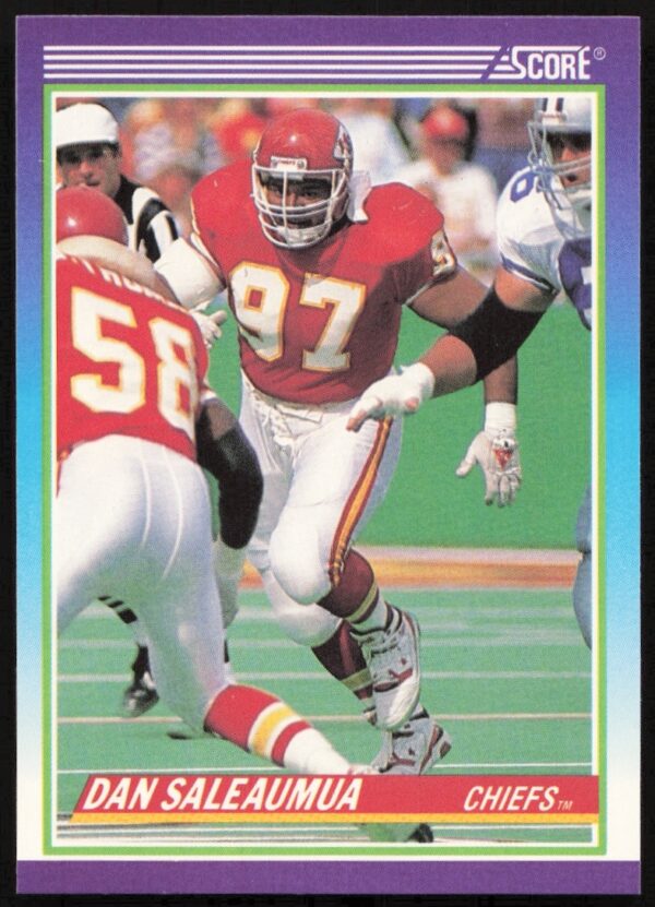 Dan Saleaumua 1990 Score Football Card #522 in Chiefs Uniform, Front View.