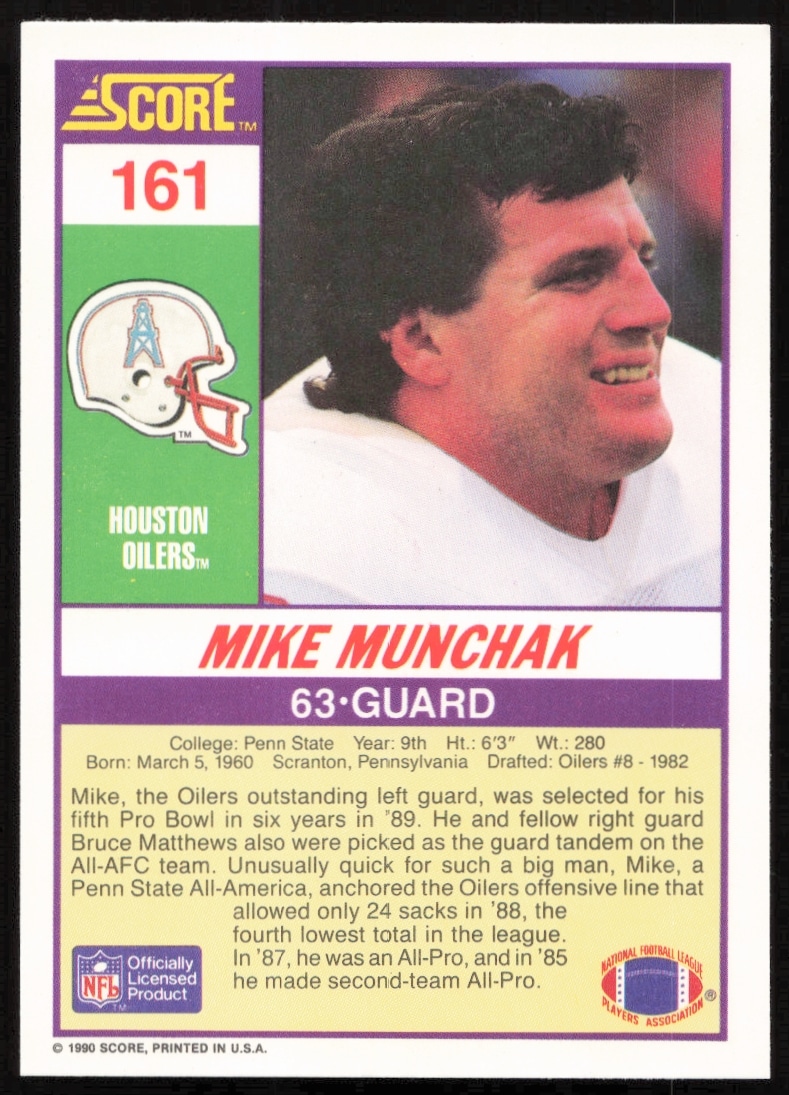 Back of 1990 Score Mike Munchak #161 card: highlights, stats, and bio of Oilers lineman.