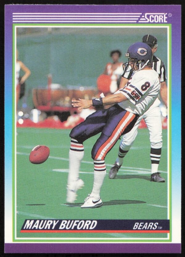 1990 Score #28 Richard Dent football card featuring Chicago Bears defensive end.