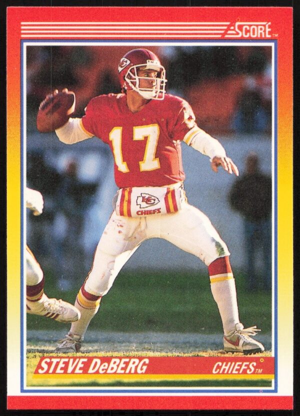 1990 Score Steve DeBerg #262, Kansas City Chiefs quarterback card (Front).