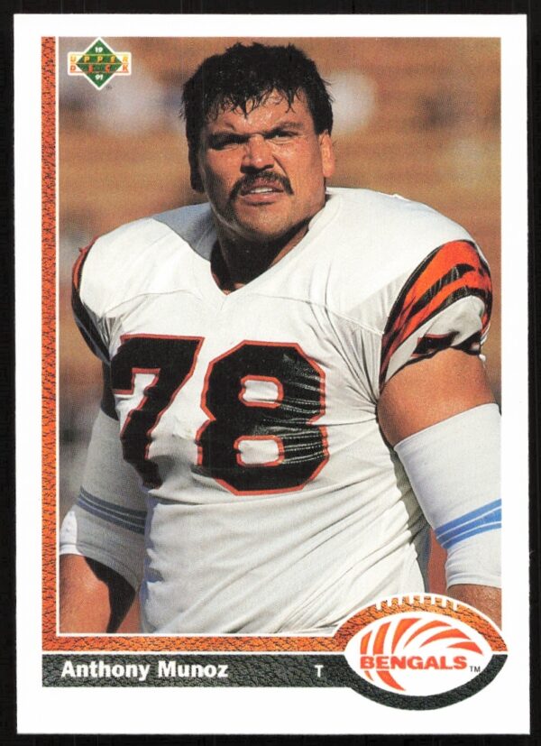 Anthony Munoz 1991 Upper Deck card #209, featuring Bengals offensive tackle in action.