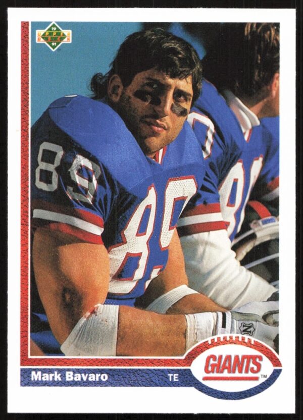 Mark Bavaro 1991 Upper Deck #286 football card, featuring him in gameplay action.