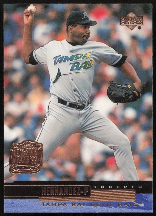 Roberto Hernandez 2000 Upper Deck Silver Card #244 features an action shot of him pitching.