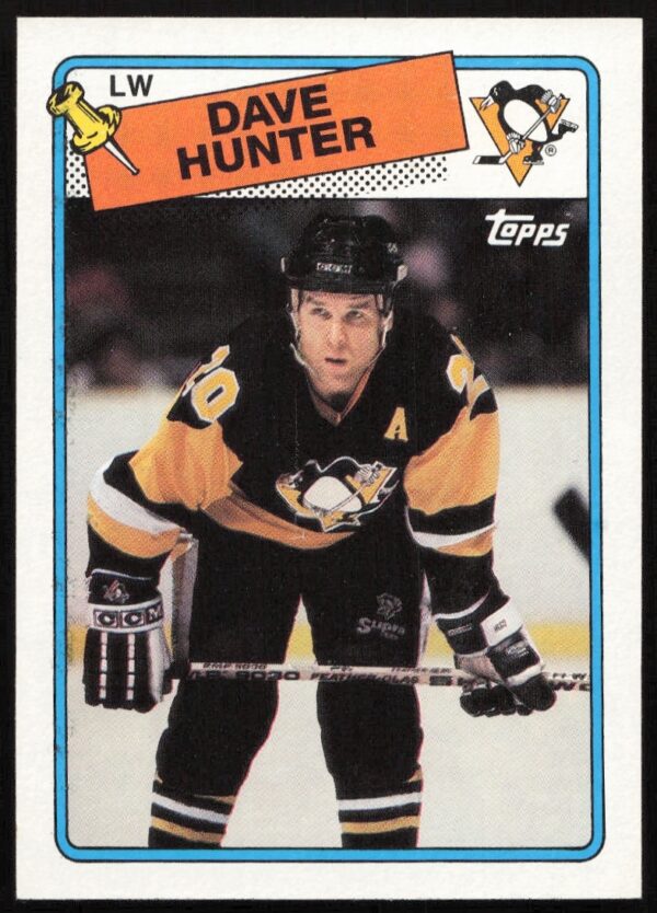 1988-89 Topps hockey card of Dave Hunter in Oilers uniform, card #62.