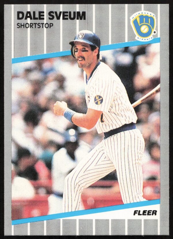 Dale Sveum 1989 Fleer card front, Milwaukee Brewers batting pose, collectible classic.