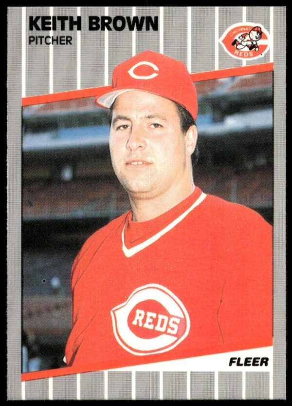 Keith Brown 1989 Fleer card #154: Cincinnati Reds pitcher mid-pitch, showcasing team spirit.