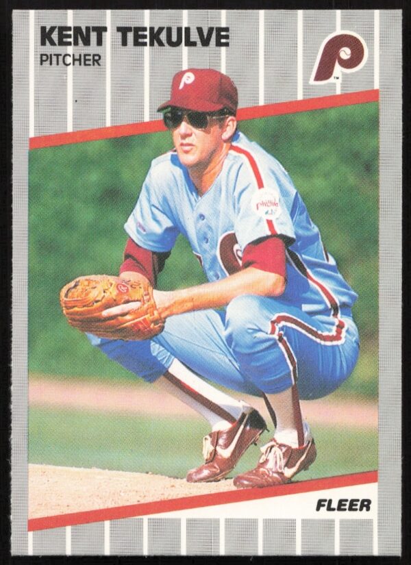 1989 Fleer Kent Tekulve Phillies Baseball Card #583 Front Pitching Action Shot