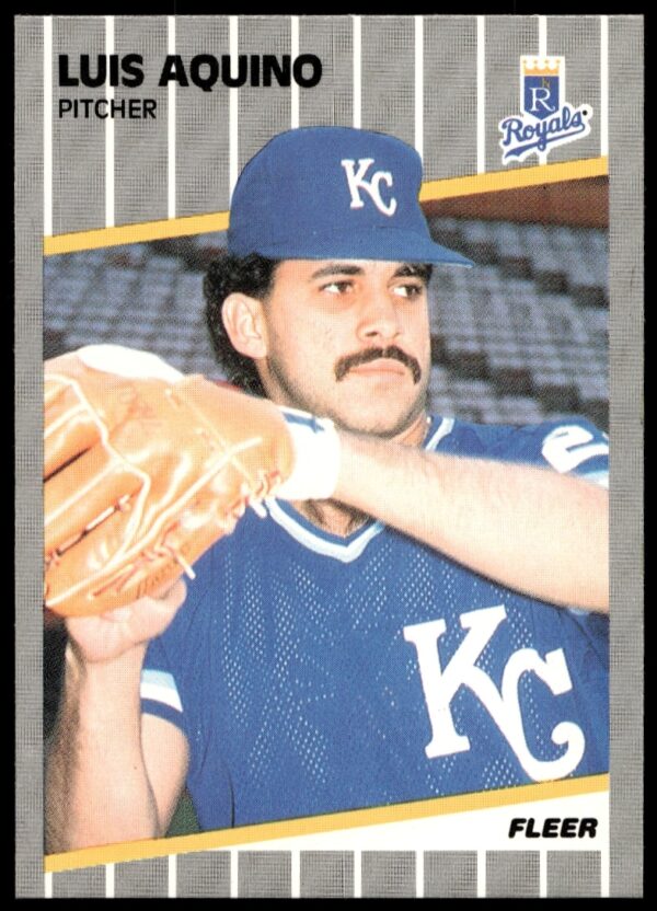 1989 Fleer baseball card of Luis Aquino, Kansas City Royals pitcher, card #275.