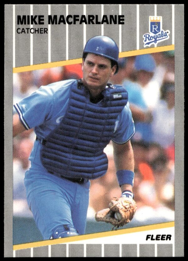 1989 Fleer Mike MacFarlane Kansas City Royals action baseball card image.