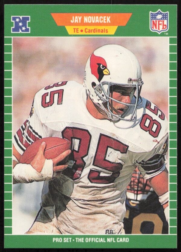 1989 Pro Set Football Card featuring Jay Novacek, card number 335, collectible classic.