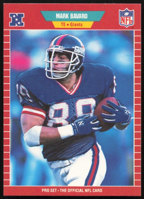 1989 Pro Set Football Card featuring Mark Bavaro, New York Giants tight end, card #281.