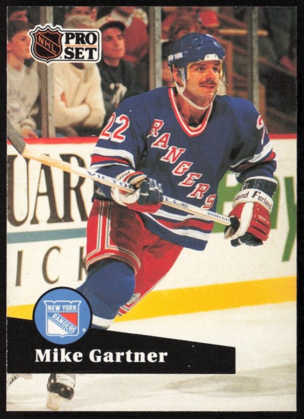 Mike Gartner 1991-92 NHL Pro Set trading card #167, Washington Capitals, action shot.