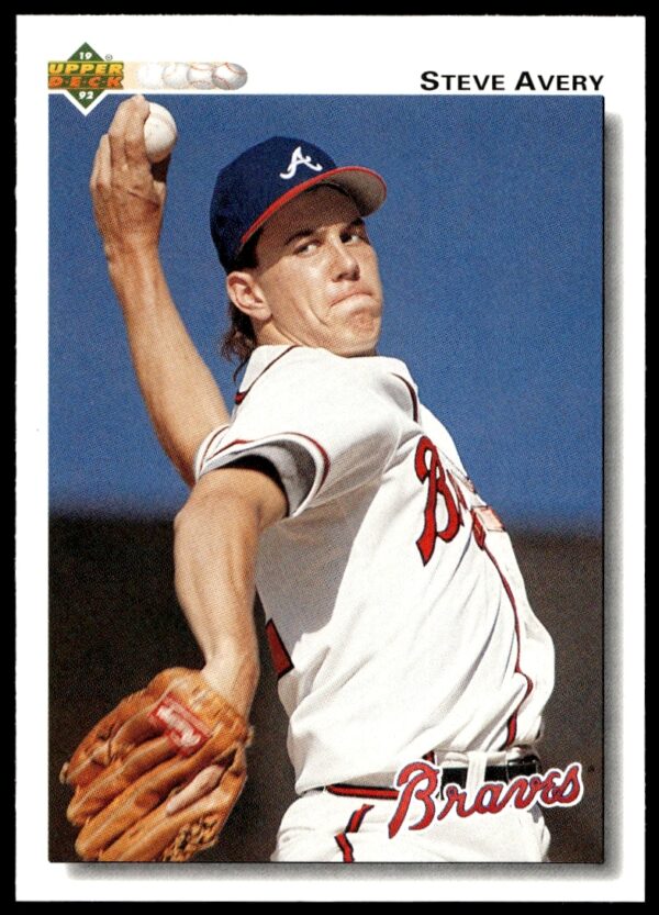 Steve Avery 1992 Upper Deck card #475 featuring Braves pitcher in action.