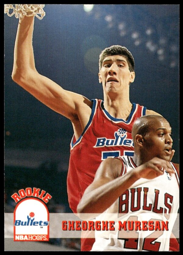 Gheorghe Muresan 1993-94 Hoops basketball card #418, depicting on-court action.