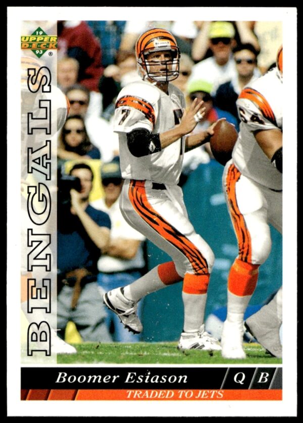 Front of 1993 Upper Deck Boomer Esiason #471 football card.
