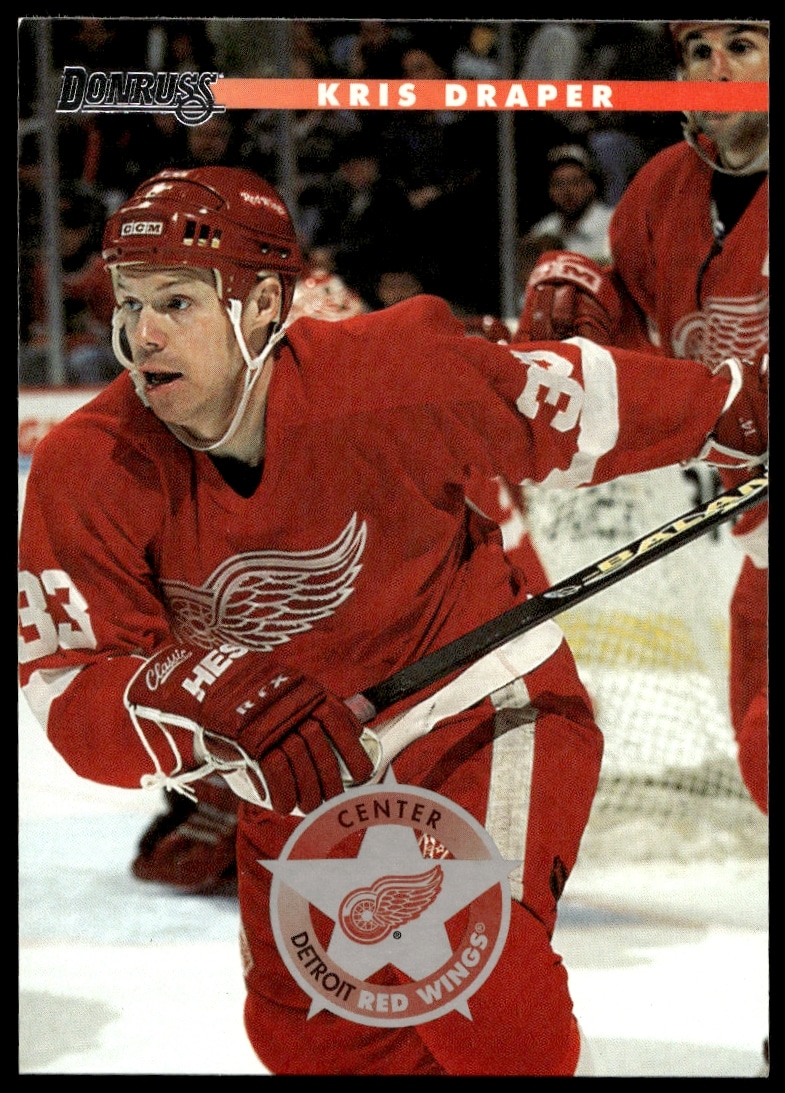 Kris Draper, Detroit Red Wings, 1996-97 Donruss Hockey Card #169, dynamic action shot.