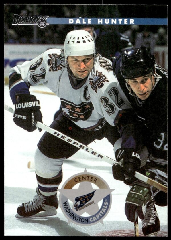 Dale Hunter 1996 Donruss hockey card front, Washington Capitals action shot, card #199.