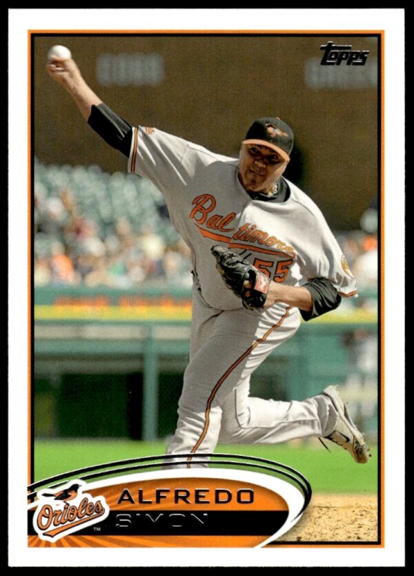 Image of the 2012 Topps baseball card featuring pitcher Alfredo Simon in action.