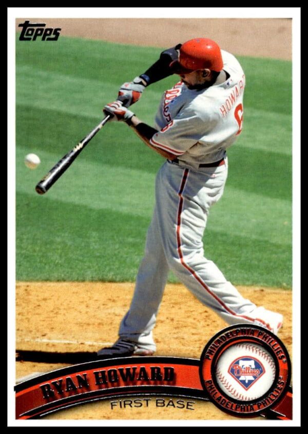 Ryan Howard 2011 Topps Sparkle Card #420, featuring Phillies uniform action shot.