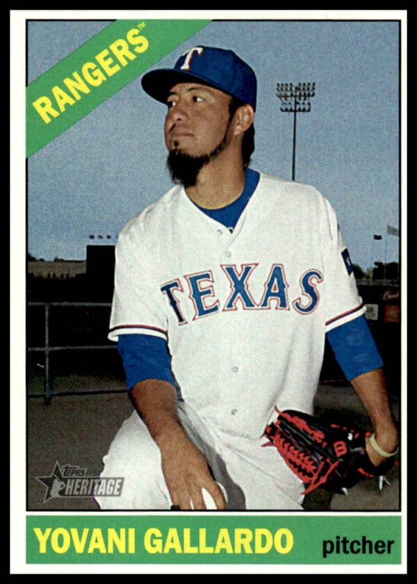 Yovani Gallardo 2015 Topps Heritage #723 card featuring a pitching pose in Texas Rangers uniform.