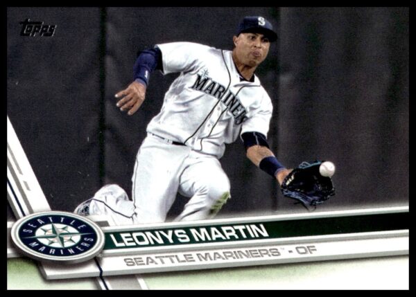 Leonys Martin 2017 Topps Card #279 in Seattle Mariners Uniform, Action Shot