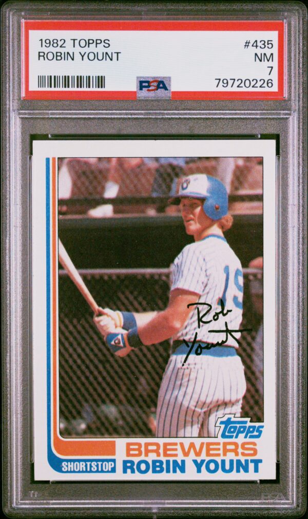 1992 Topps Robin Yount #520 PSA NM Baseball Card in Brewers Uniform.