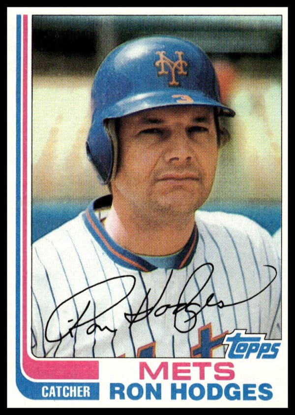 1982 Topps Ron Hodges #234 baseball card featuring Mets catcher in uniform.