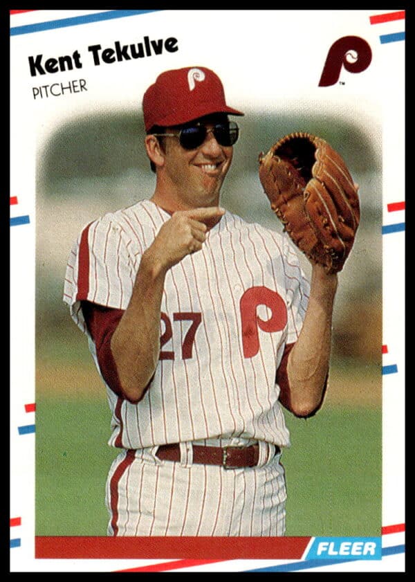 1988 Fleer baseball card #318 of Kent Tekulve, featuring his Phillies uniform and pitching stance.