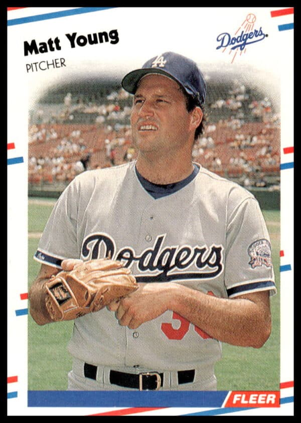 Matt Young 1988 Fleer Baseball Card #530, Seattle Mariners, Pitching Pose.