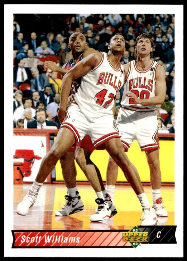 1992-93 Scott Williams Upper Deck basketball card, Chicago Bulls, mid-action, #171.