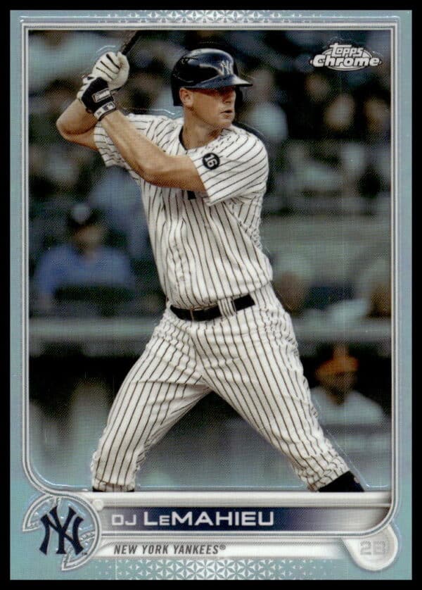 DJ LeMahieu 2022 Topps Chrome Rainbow Foil Card #20, Yankees Uniform, Front View.
