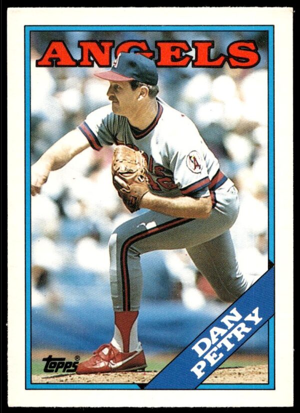 1988 Topps Traded Dan Petry #85T (Front)