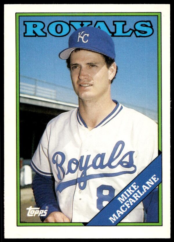 1988 Topps Traded Mike Macfarlane #62T (Front)