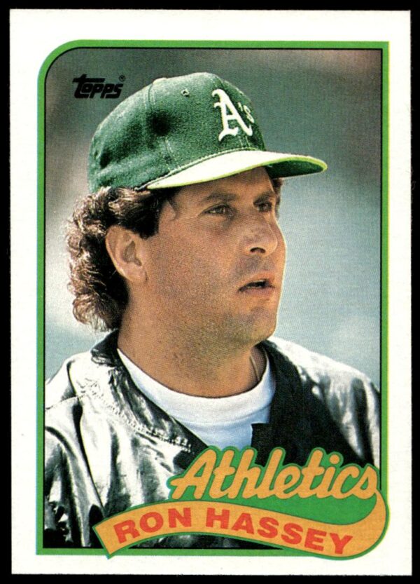 1989 Topps Ron Hassey #272 (Front)
