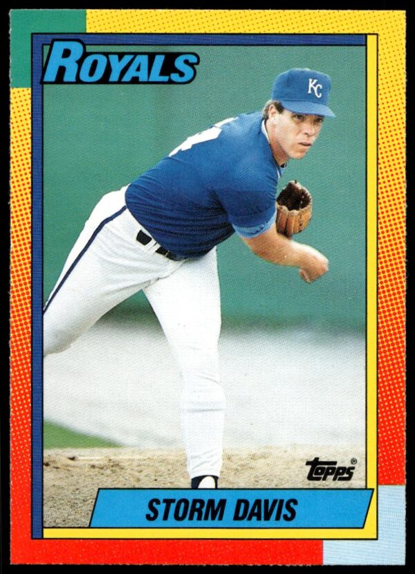 1990 Topps Traded Storm Davis #25T (Front)