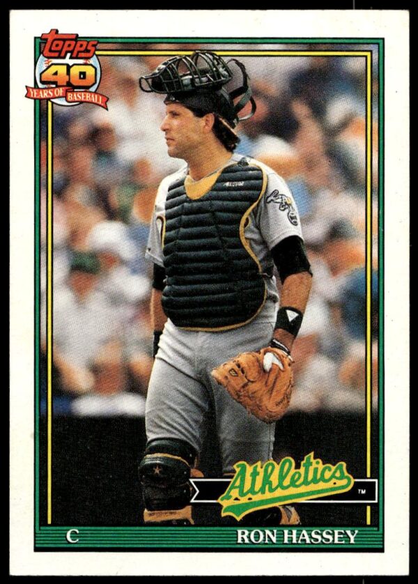 1991 Topps Ron Hassey #327 (Front)