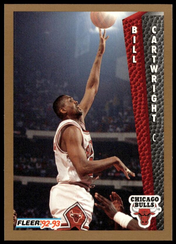 1992-93 Fleer Bill Cartwright #29, Chicago Bulls action shot, basketball card front.
