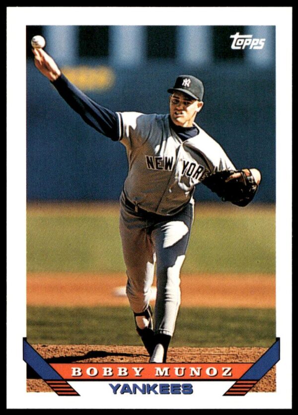 1993 Topps Traded Bobby Munoz #13T (Front)