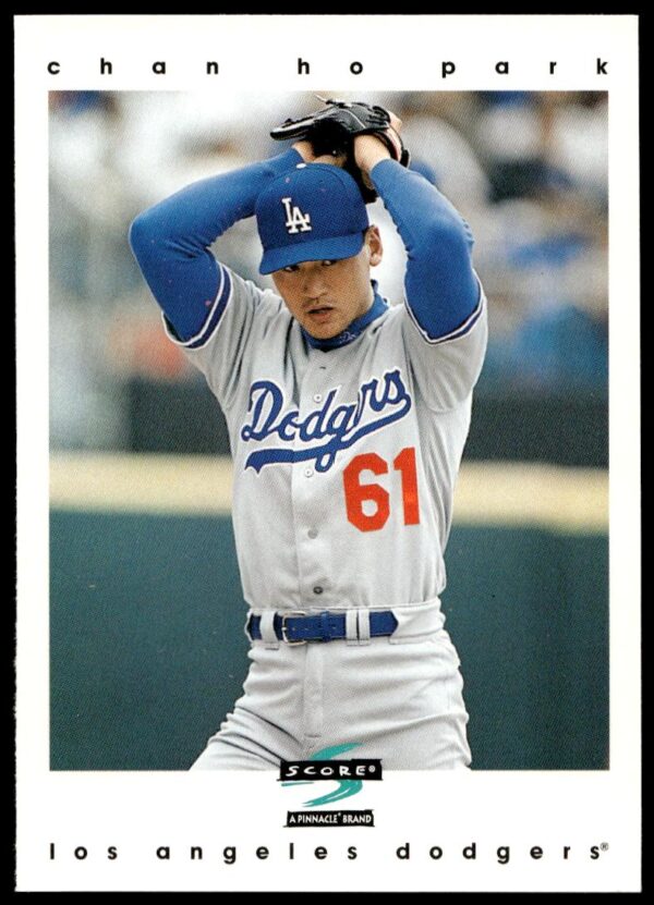 1997 Pinnacle Score Chan Ho Park #5 (Front)