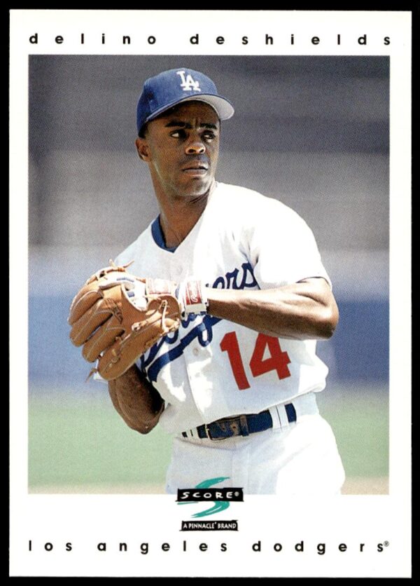 1997 Pinnacle Score Delino DeShields #4 (Front)