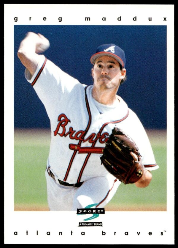 1997 Pinnacle Score Greg Maddux #12 (Front)