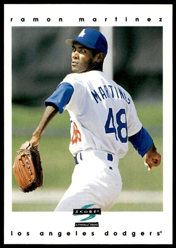 1997 Pinnacle Score Ramon Martinez #12 (Front)