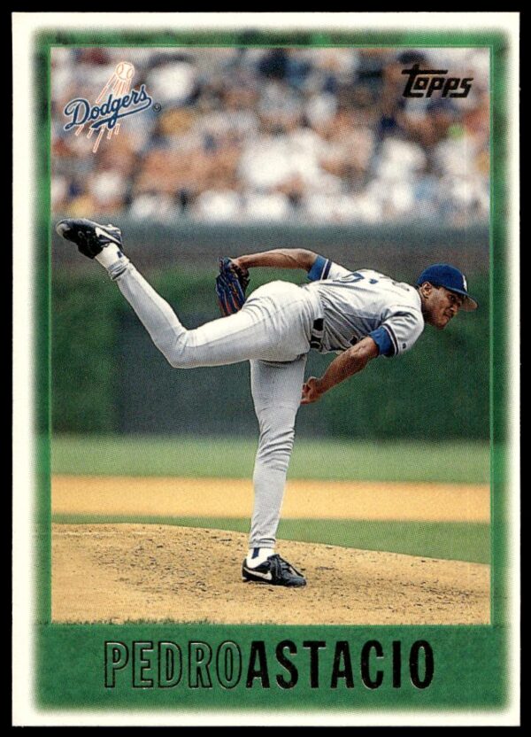 1997 Topps Series 1 Pedro Astacio #51 (Front)