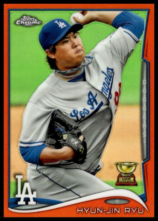 2014 Topps Chrome Hyun-Jin Ryu Orange Refractor #107 (Front)