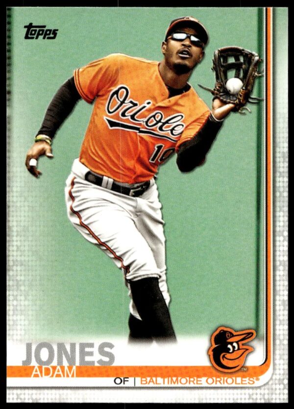 2019 Topps Series 1 Adam Jones #8 (Front)